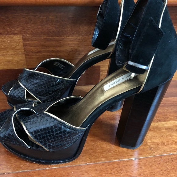Cynthia Vincent platform high heel open toe shoes - Picture 2 of 8